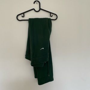 GREEN NIKE SWEATS